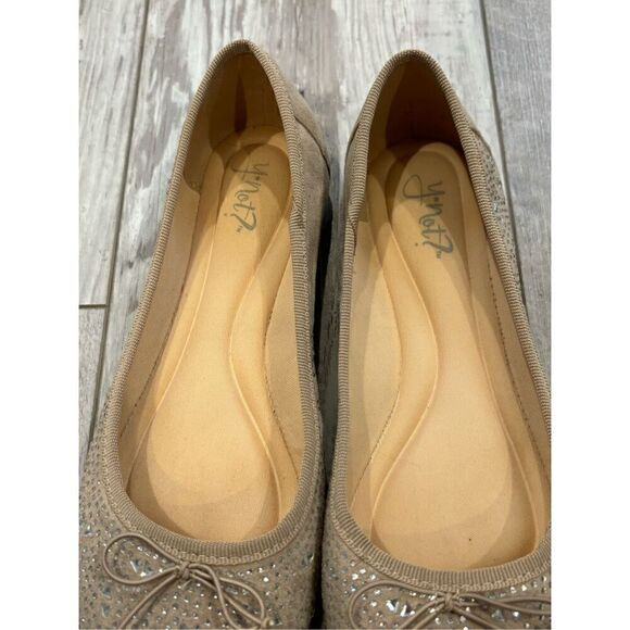 Y Not tan diamond flat slip on shoes size 7W - Picture 5 of 9